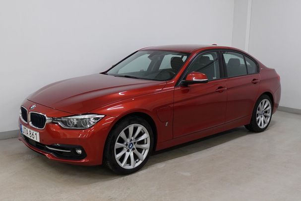 BMW 330 e Sport Line 185 kW image number 1