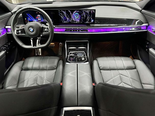 BMW 740d xDrive M Sport 220 kW image number 36