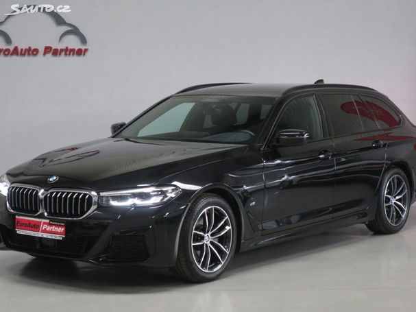 BMW 520d Touring xDrive 140 kW image number 1