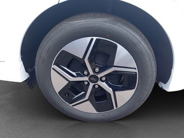 Car image 25
