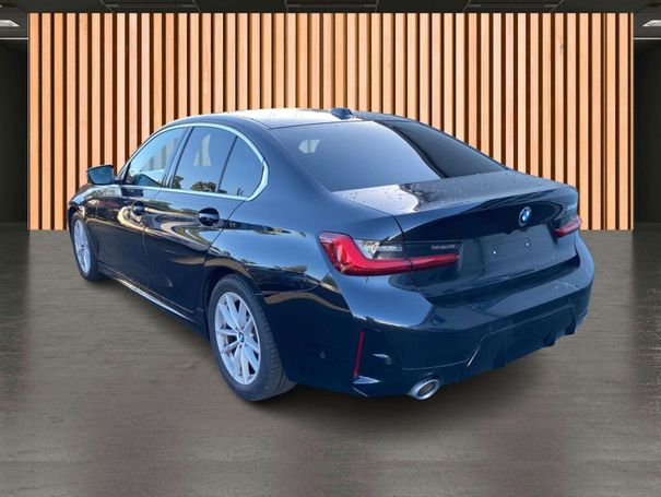 BMW 330i 180 kW image number 10