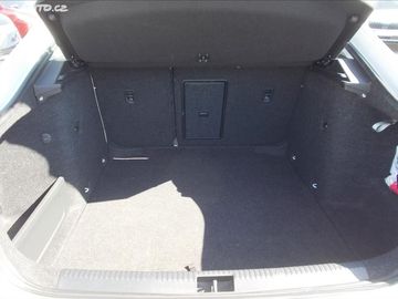 Car image 37