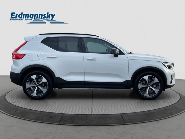 Volvo XC40 B3 Plus Dark 120 kW image number 6