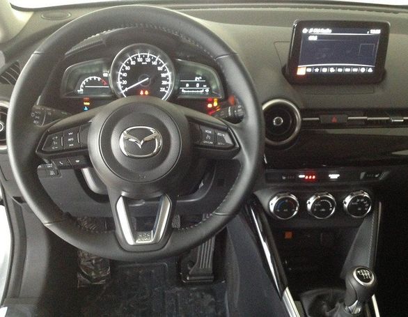 Mazda 2 66 kW image number 12