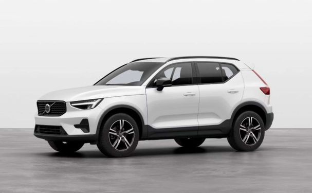 Volvo XC40 B4 Plus Dark 145 kW image number 1