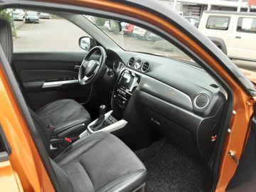 Car image 7