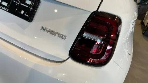 Car image 38