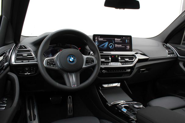 BMW iX3 80 kWh 210 kW image number 27