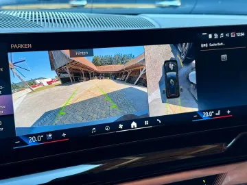 Car image 38