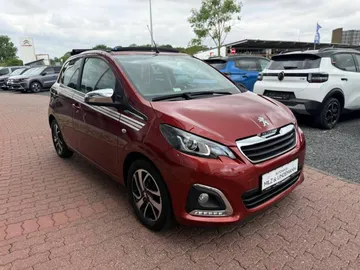 Car image 3