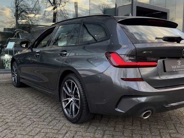 BMW 330 e Touring xDrive 215 kW image number 21