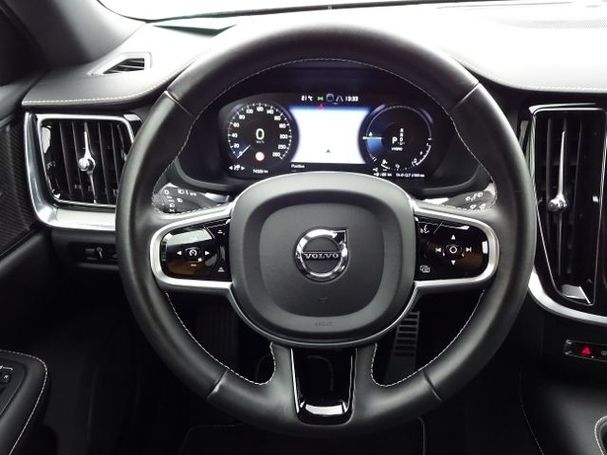 Volvo V60 T8 298 kW image number 13