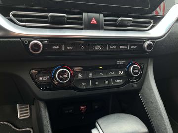 Car image 31