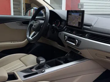 Car image 36