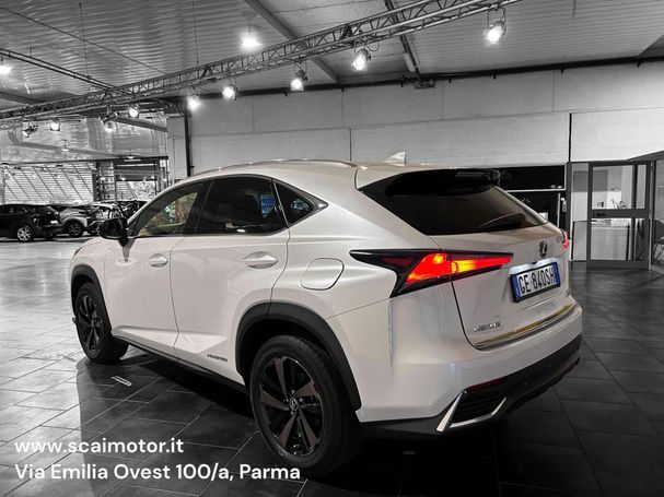 Lexus NX 300 h 145 kW image number 5