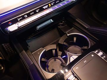 Car image 36