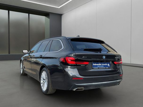 BMW 530 Touring xDrive 215 kW image number 13