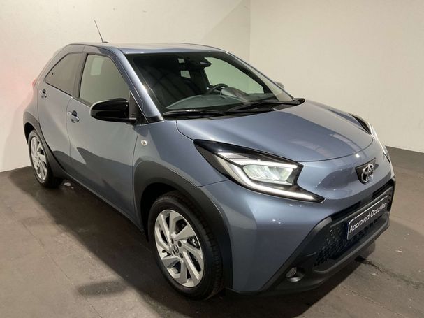 Toyota Aygo X 1.0 VVT-i 53 kW image number 2