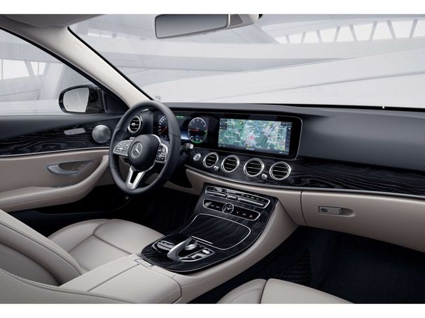 Mercedes-Benz E 300 de T 225 kW image number 7