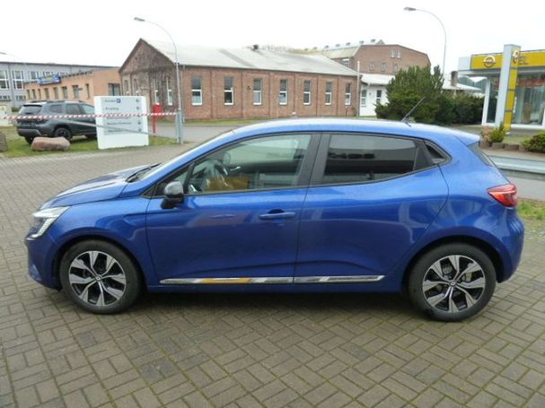 Renault Clio TCe 90 66 kW image number 4