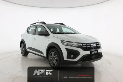 Car image 2