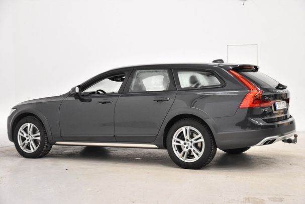 Volvo V90 Cross Country D4 AWD 140 kW image number 11