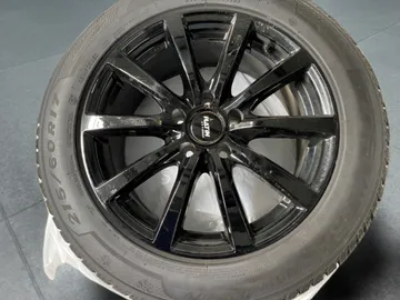 Car image 27