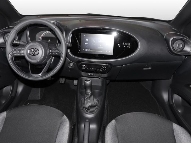 Toyota Aygo X 1.0 53 kW image number 8