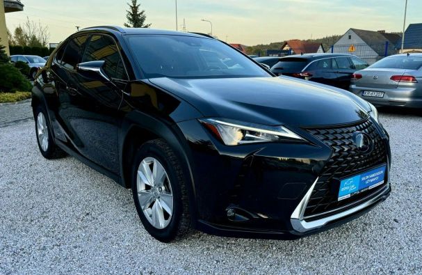 Lexus UX 250h 135 kW image number 2