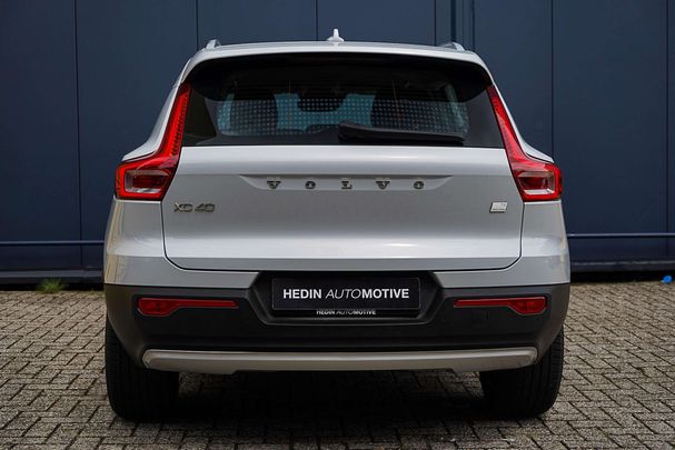 Volvo XC40 Recharge T4 Inscription Expression 155 kW image number 3