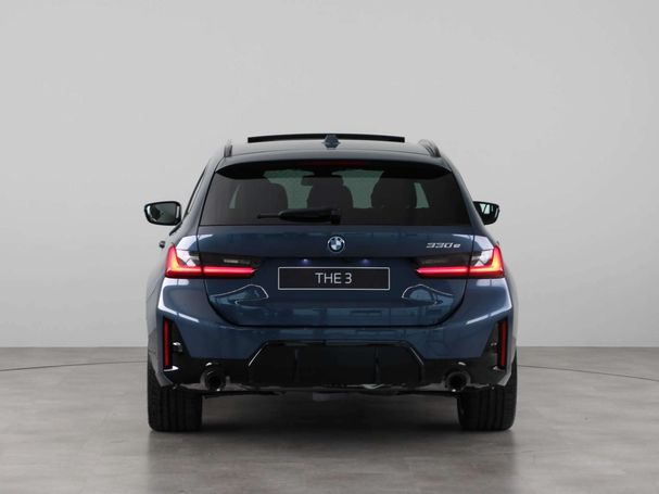 BMW 330 Touring 185 kW image number 11