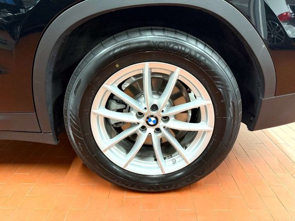 BMW X3 xDrive30e Advantage 215 kW image number 7