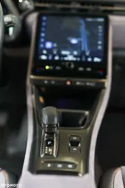 Car image 40