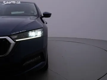 Car image 29