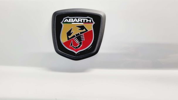 Abarth 595 Turismo 1.4 T-Jet 165 121 kW image number 19