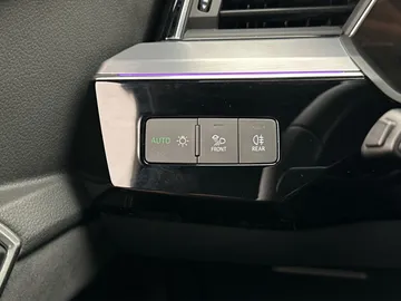 Car image 36