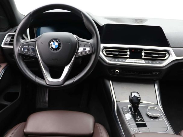 BMW 320i 135 kW image number 7