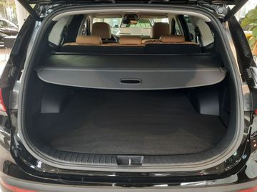 Car image 33