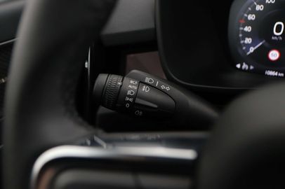 Car image 36