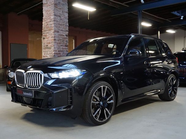 BMW X5 50e xDrive 360 kW image number 1