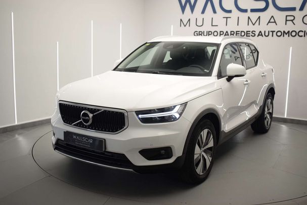 Volvo XC40 D3 Momentum Pro 110 kW image number 32