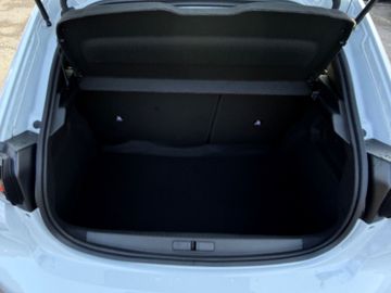 Car image 28