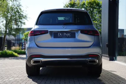 Car image 31
