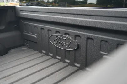 Car image 36