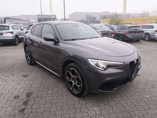 Alfa Romeo Stelvio 2.0 16V 205 kW image number 2