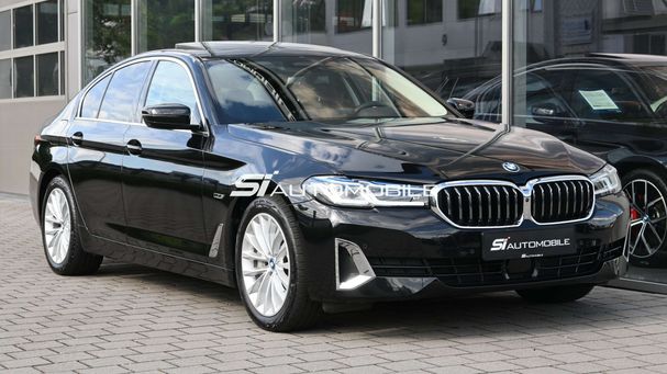 BMW 545 e xDrive 290 kW image number 7