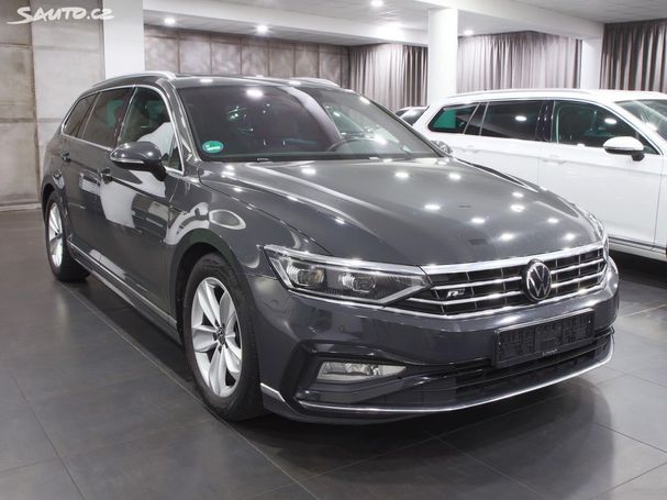 Volkswagen Passat Variant 2.0 TDI R-Line DSG 110 kW image number 2