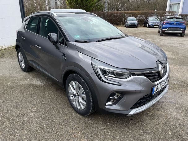 Renault Captur 140 103 kW image number 1