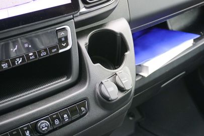 Car image 41