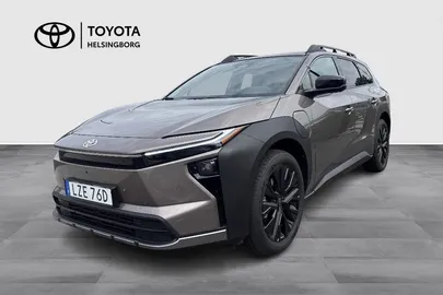 Car image 1